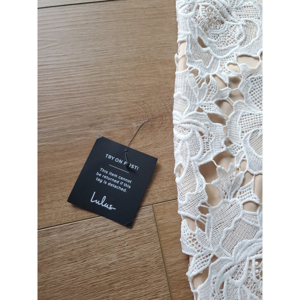 Lulus White Floral Crochet Lace Halter Sheath Dress Nude Lining NWT Large - Picture 14 of 14